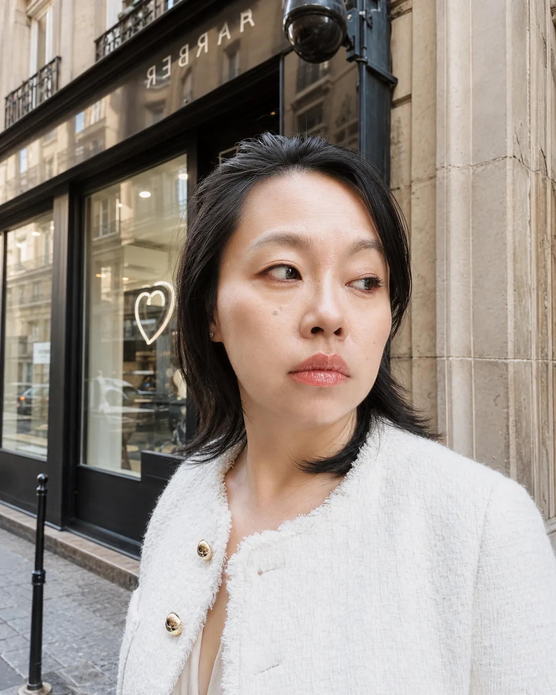 Portrait de Ting à Paris